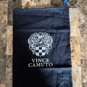 New Vince Camuto Cloth Dust Bag.